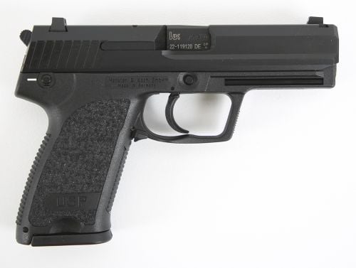 Heckler & Koch H&K USP V1 40 S&W 4.25 13+1 (2) Black Blued Steel Slide Black Interchangeable Backstrap Grip