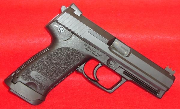 Heckler & Koch Custom Combat 9MM 18rd
