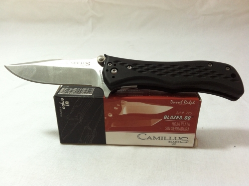 SPECIAL PURCHASE Camillus Blaze 3.00 Silver Plain Blade Knife