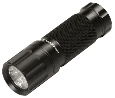 Smith & Wesson Flashlight Galaxy 9 LED (3) AAA Black