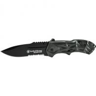 SW Black Ops Assisted 3.35 in Combo Black Aluminum Handle - SWBLOP3S SW Black Ops Assisted 3.35 in Combo Black Aluminum Handle - SWBLOP3S