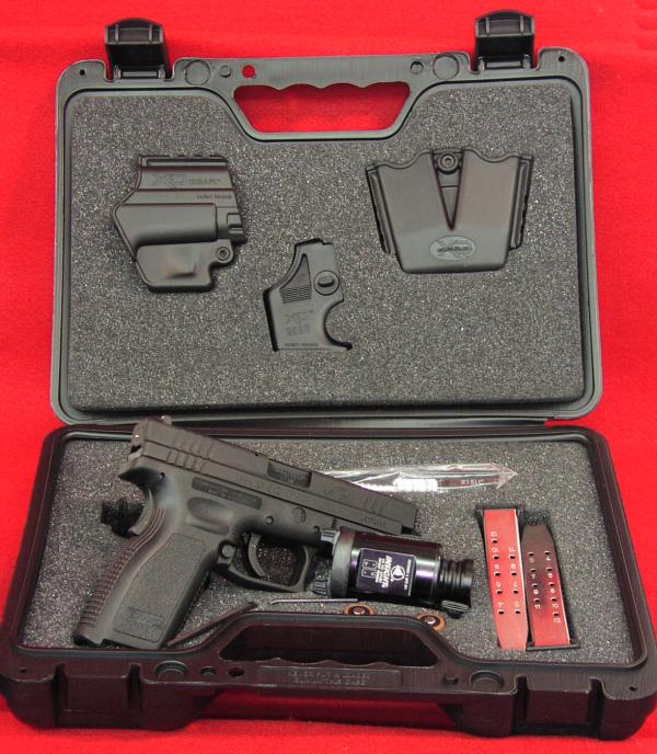 Springfield Armory XD Service 12+1 40S&W 4 SSL-1 Light