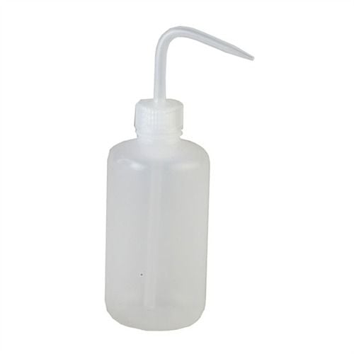 SQUEEZE BOTTLES