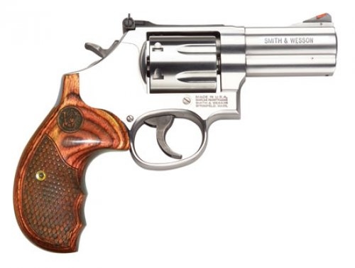 Smith & Wesson LE Model 686 Plus Deluxe 3 357 Magnum Revolver