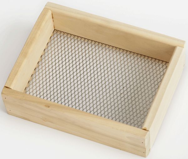 DUKE WOOD DIRT SIFTER