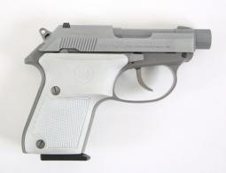 Beretta 3032 Tomcat Ghost Buster - .32 ACP - SPEC0698A Beretta 3032 Tomcat Ghost Buster - .32 ACP - SPEC0698A