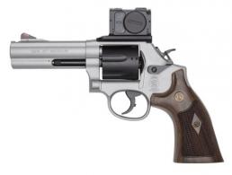 Smith & Wesson Model 686 SPEC R Bundle .357 Mag, 4.1", Aimpoint Acro-P2, 7 Shot - 14635 Smith & Wesson Model 686 SPEC R Bundle .357 Mag, 4.1", Aimpoint Acro-P2, 7 Shot - 14635