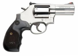Smith & Wesson Model 686 Plus Wood/Stainless 3" 357 Magnum Revolver - 150853 Smith & Wesson Model 686 Plus Wood/Stainless 3" 357 Magnum Revolver - 150853