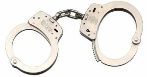 Smith & Wesson 100 Handcuffs - 350103 Smith & Wesson 100 Handcuffs - 350103