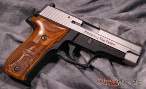 Sig Sauer P226 .40 Fallen Officer Commemorative - E2640COPS07 Sig Sauer P226 .40 Fallen Officer Commemorative - E2640COPS07