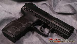 Heckler & Koch P30 .40 Night Sights