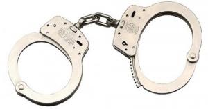Smith & Wesson Steel Lever Lock Handcuffs - 350122LE Smith & Wesson Steel Lever Lock Handcuffs - 350122LE