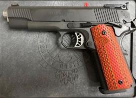 Springfield Armory Custom 1911 .45 ACP 7rd Redwood Grips