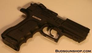 Jericho 15 + 1 Round 9MM w/3.82" Barrel/Polymer Grips - JGR2046 Jericho 15 + 1 Round 9MM w/3.82" Barrel/Polymer Grips - JGR2046