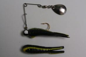 BETTS SPIN 1/8 12CD BLK/YEL STRP - 023ST-24N