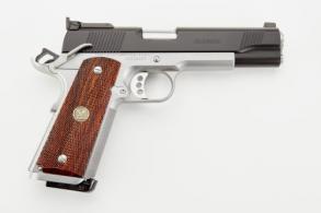 CLASSIC .45 ACP 5" 8+1 BLK/SS CA - WC-A-TTSCA