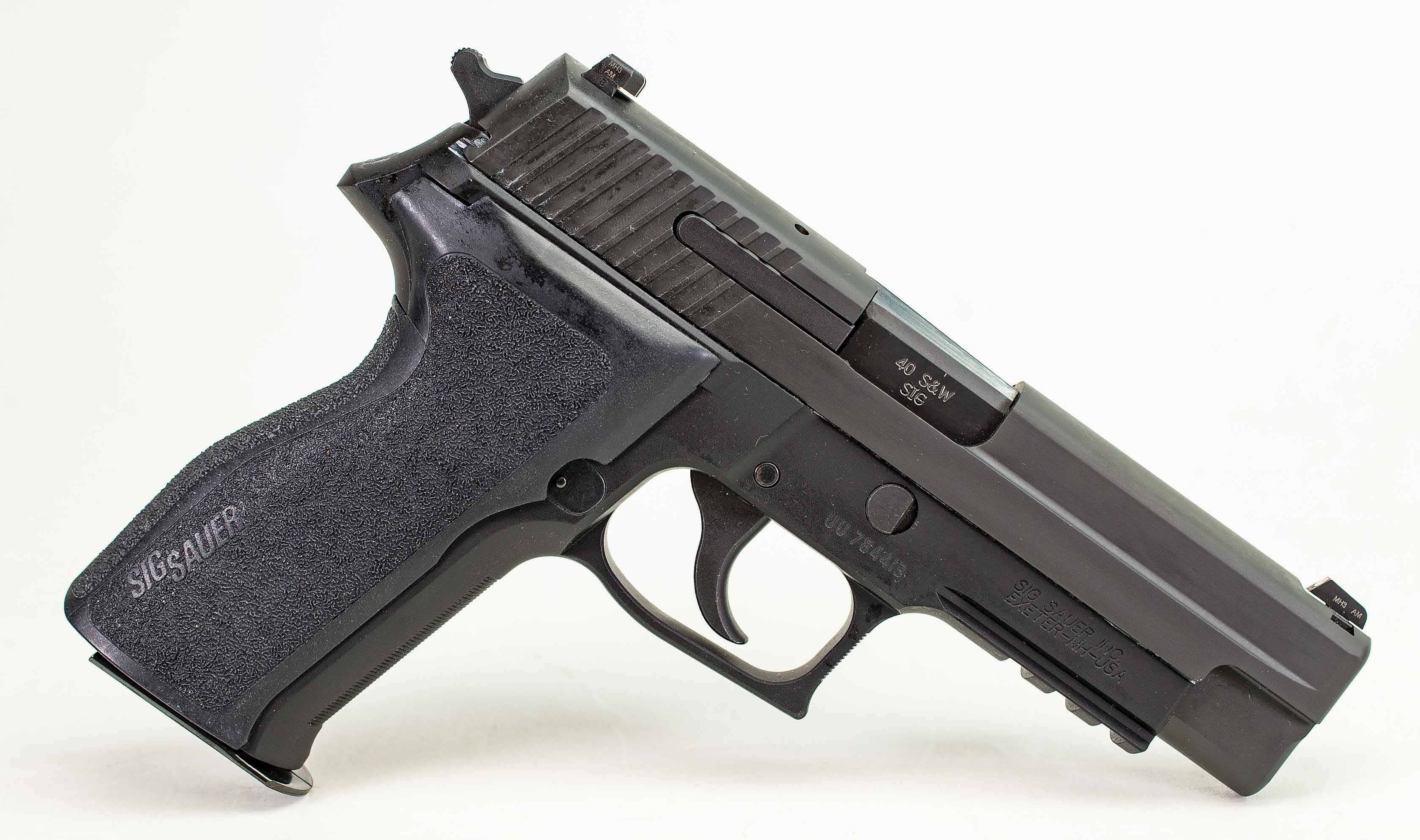 Sig Sauer p226 s. Зиг Зауэр 226. 