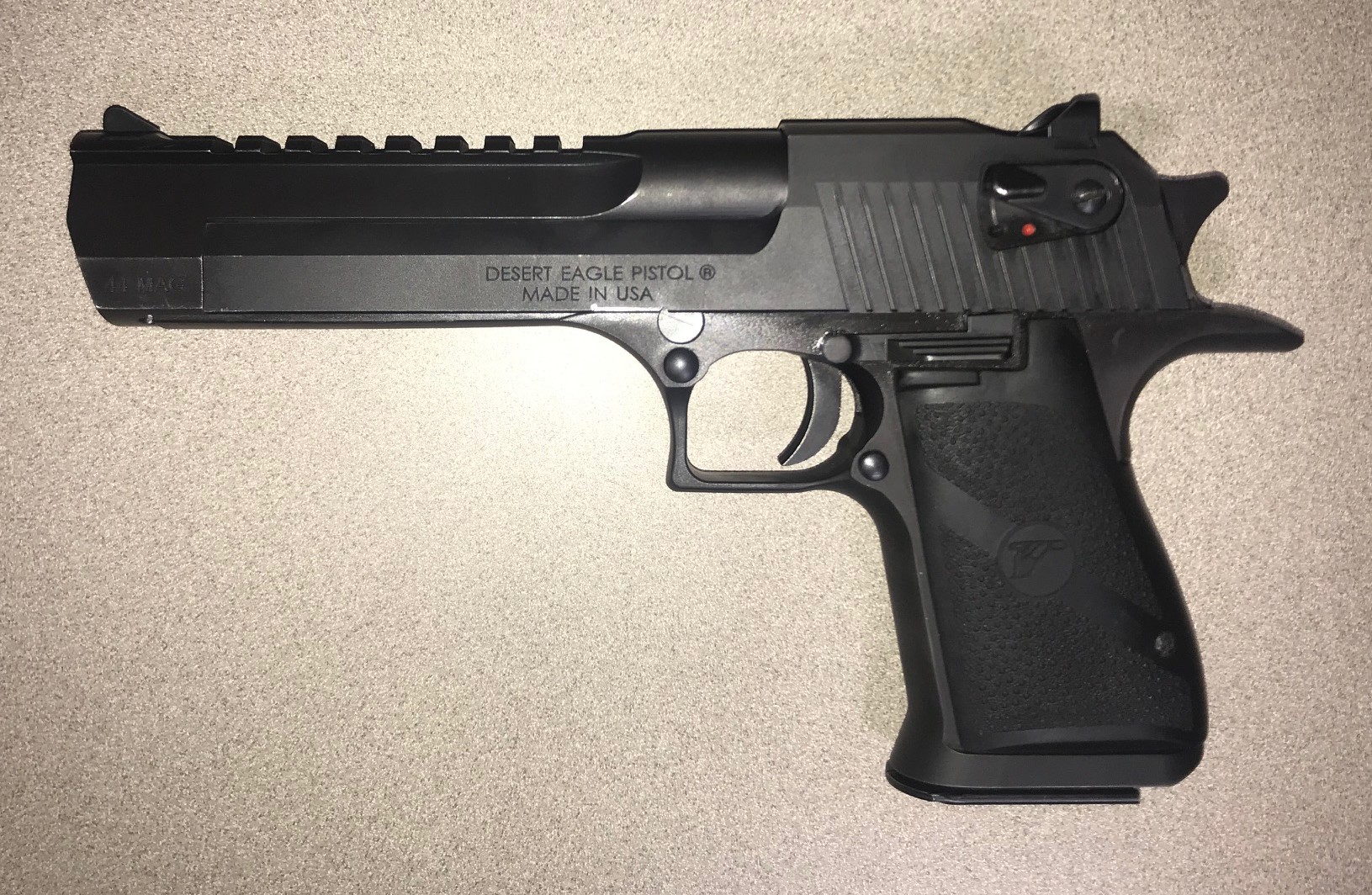 Used Magnum Research Desert Eagle XIX 44 Magnum RDE44 Buds Gun Shop