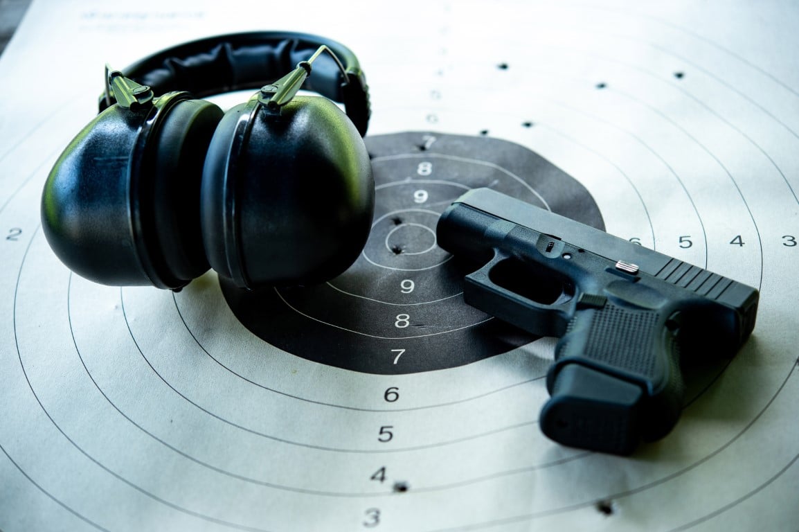 How to Shoot a Pistol